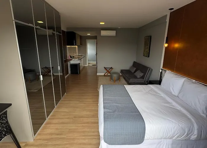 Flat No Resort Completao Gran Paradiso - Tem Tudo - Novinho
