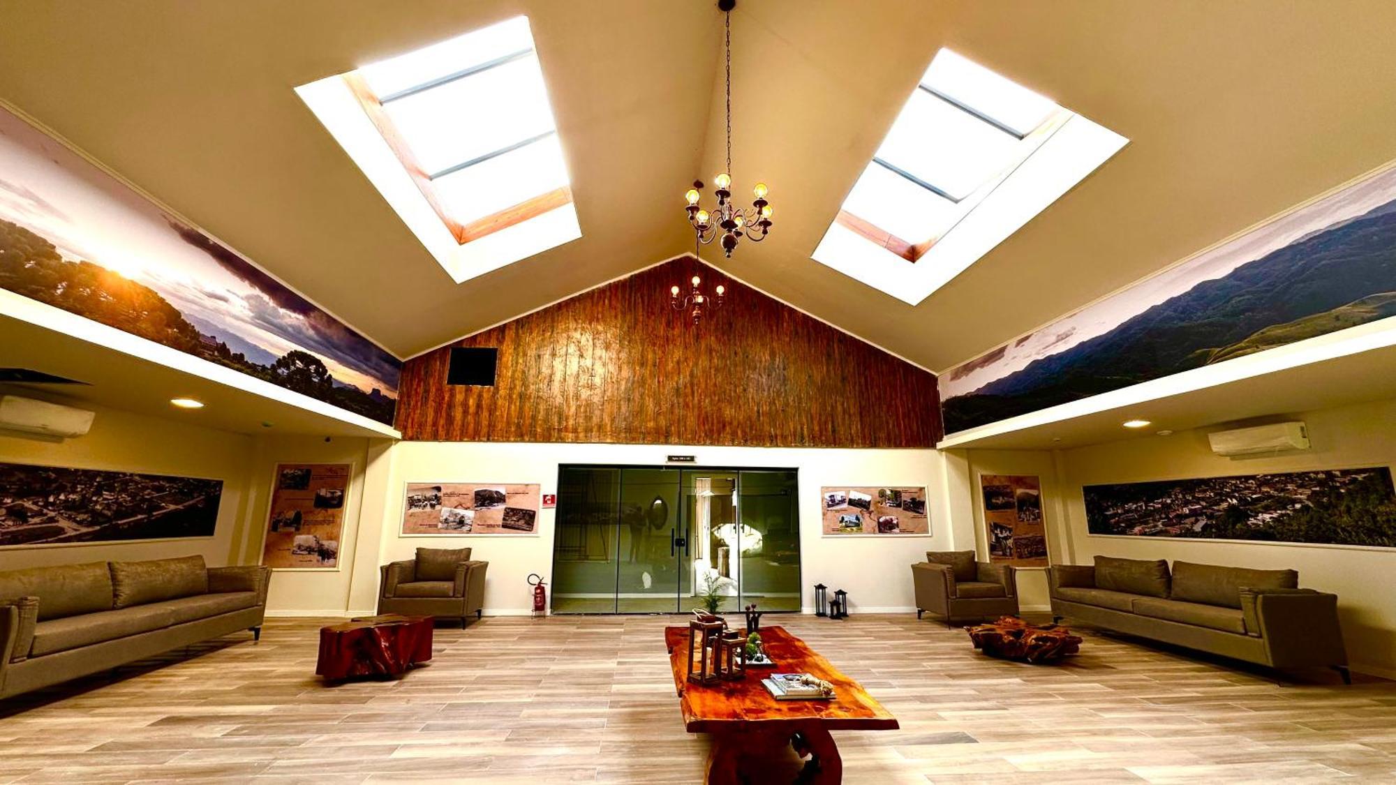 Flat No Completao Gran Paradiso - Tem - Novinho *