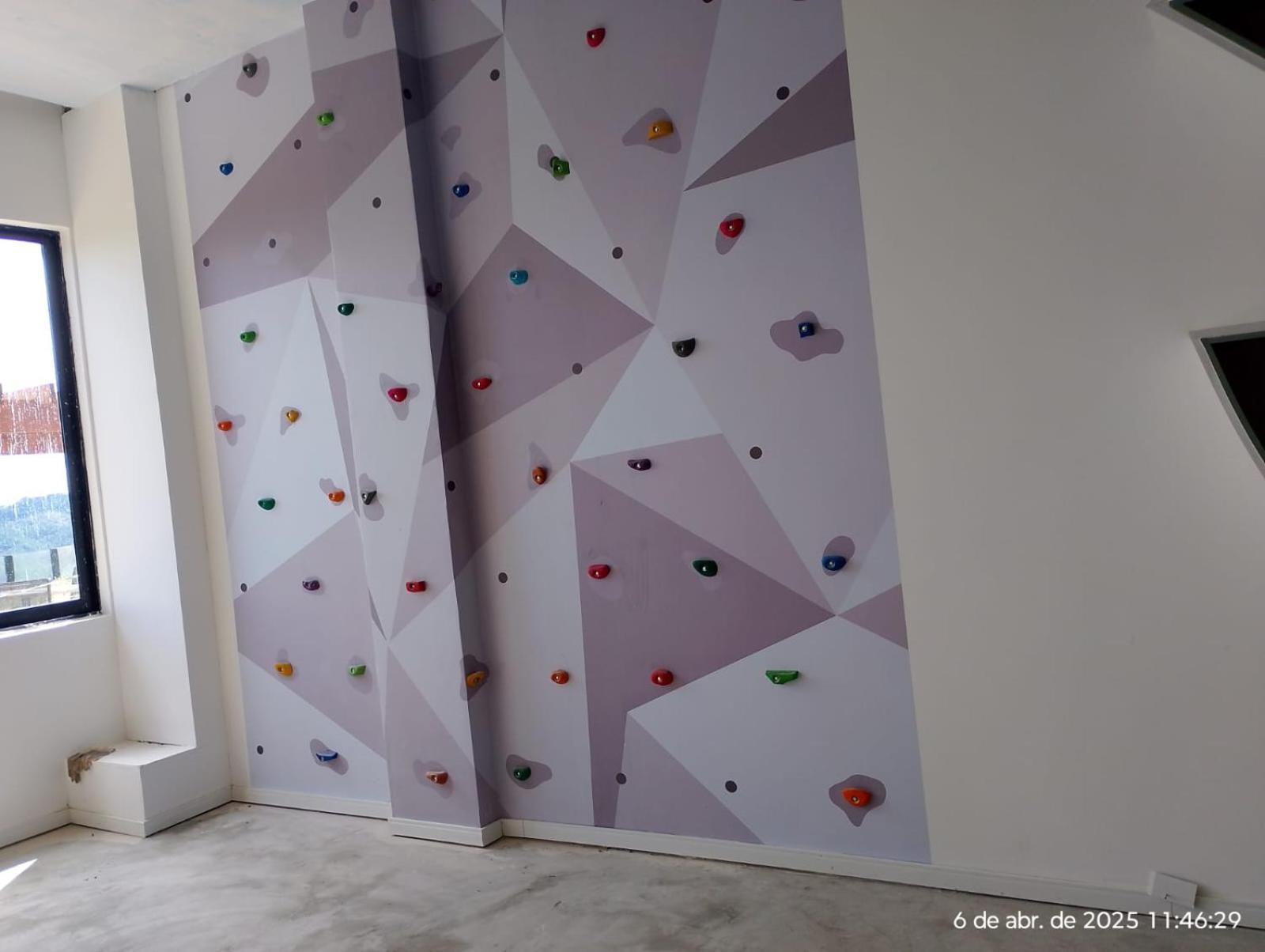 Flat No Completao Gran Paradiso - Tem - Novinho *