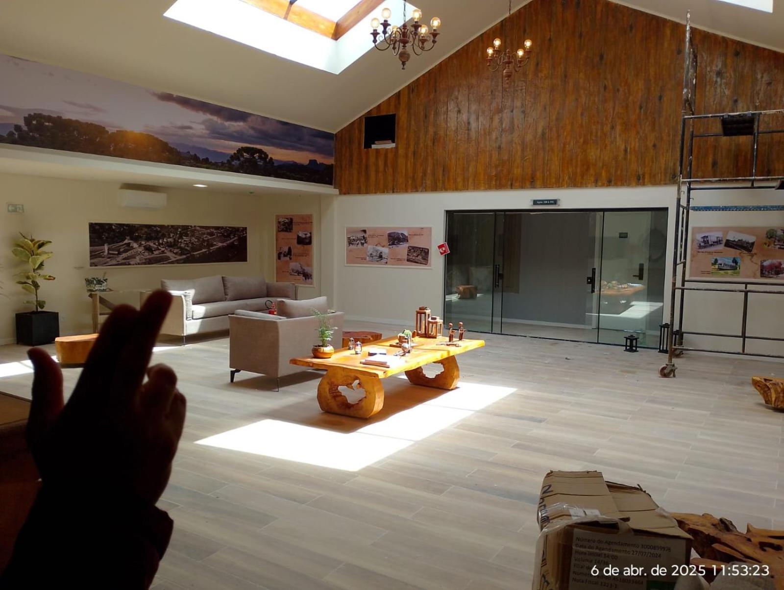 Flat No Completao Gran Paradiso - Tem - Novinho