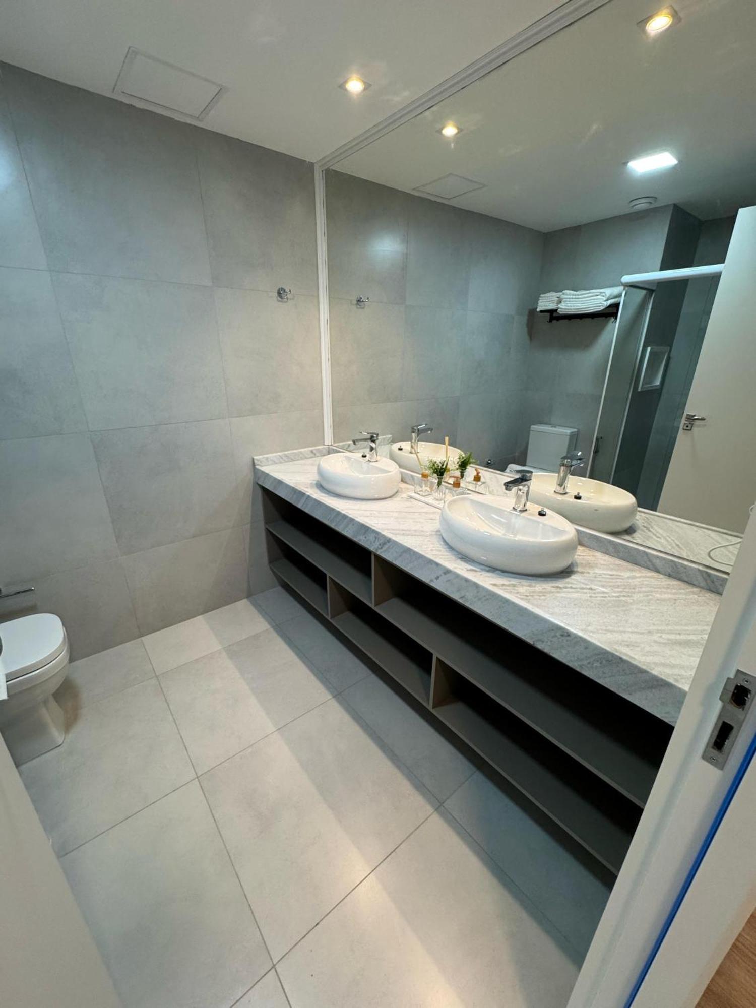 Flat No Completao Gran Paradiso - Tem - Novinho Hotel Campos do Jordão