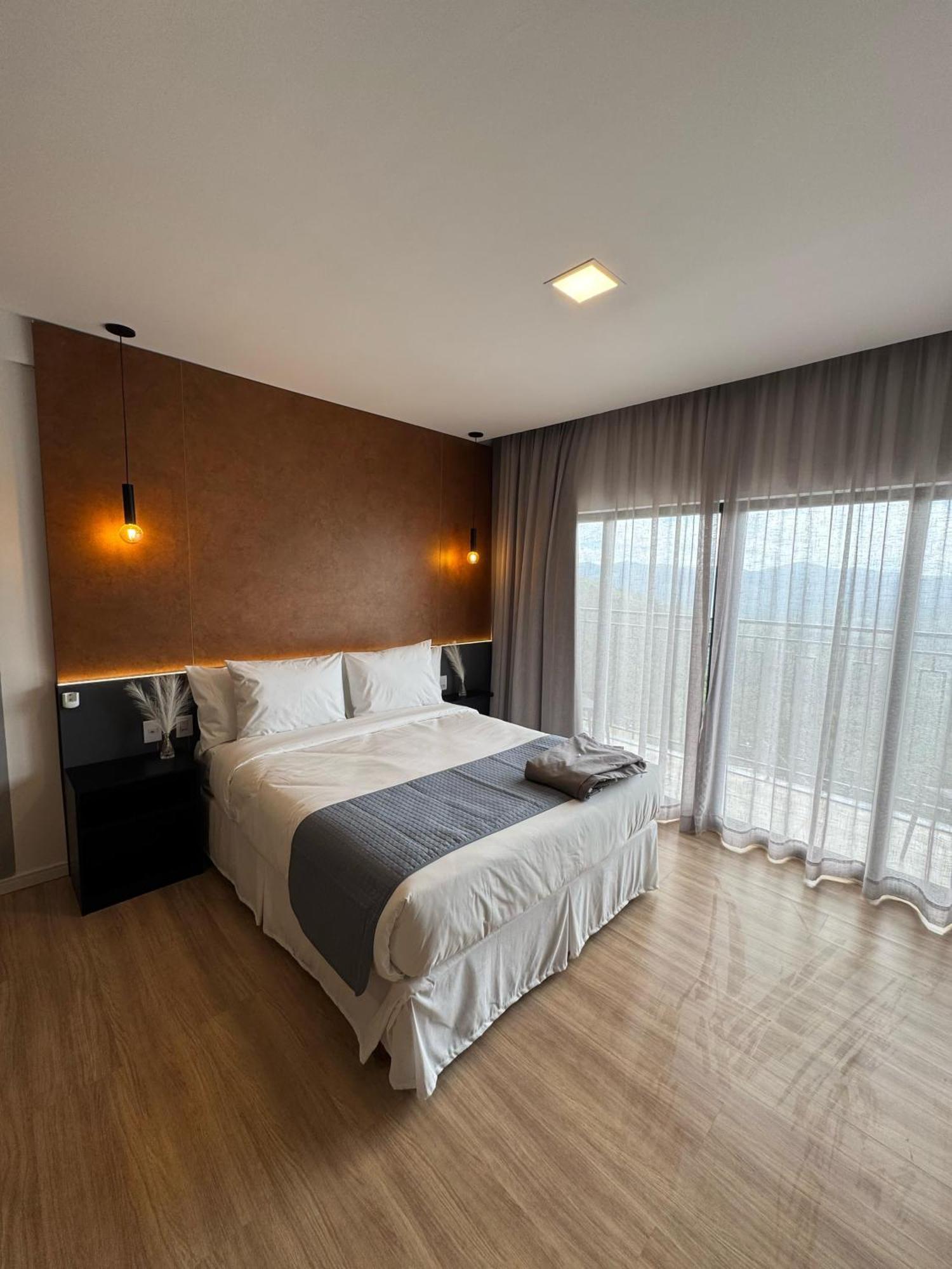 Hotel Flat No Completao Gran Paradiso - Tem - Novinho